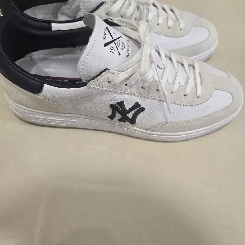 [BUNJANG] Polo Ralph Lauren New York Yankees Collaboration Sneakers US 9 / 폴로 랄프로렌 뉴욕 양키스 스니커즈 us9