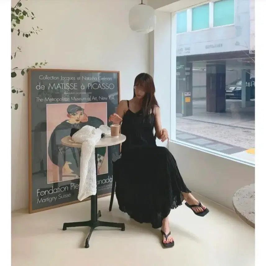 [BUNJANG] Asymmetrical Pleated Sleeveless Maxi Dress / 