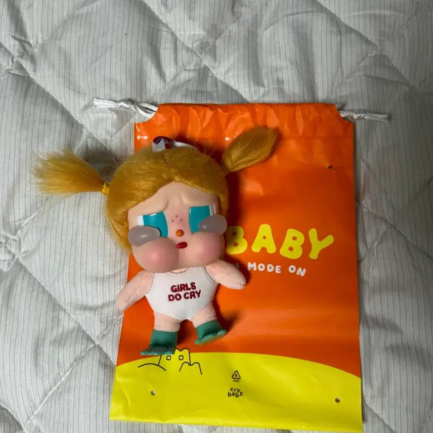 [SOLD OUT] 팝마트 크라이베이비 휴가 일기 시리즈 첨벙첨벙 팝니다.
