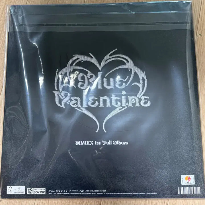 [BUNJANG] NMIXX Blue Valentine LP Chaos Version Sealed / 엔믹스 Blue Valentine LP 카오스 버전 미개봉 새상품