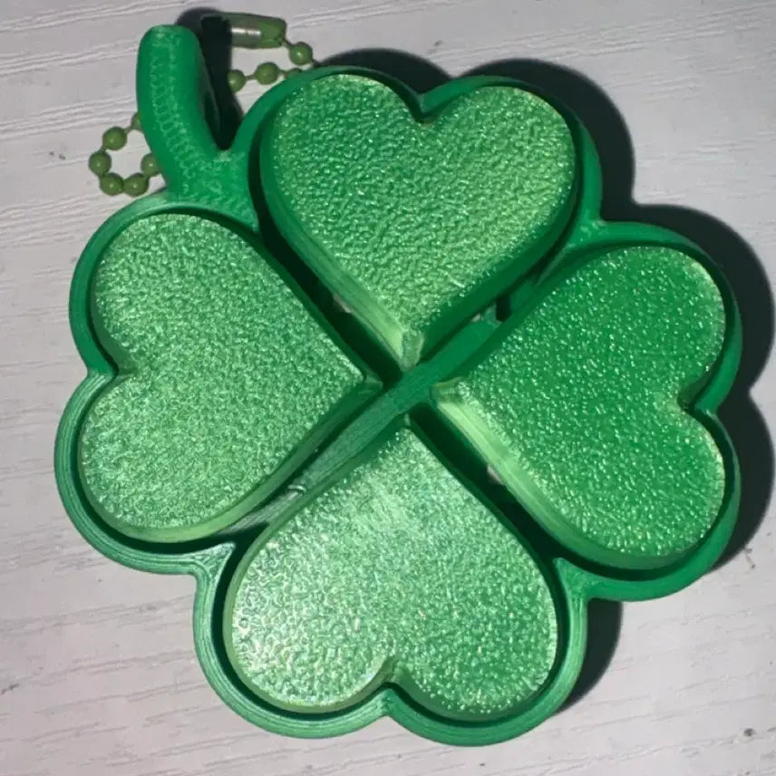 [BUNJANG] Four-Leaf Clover Clicker Keychain / 네잎클로버 클리커 키링