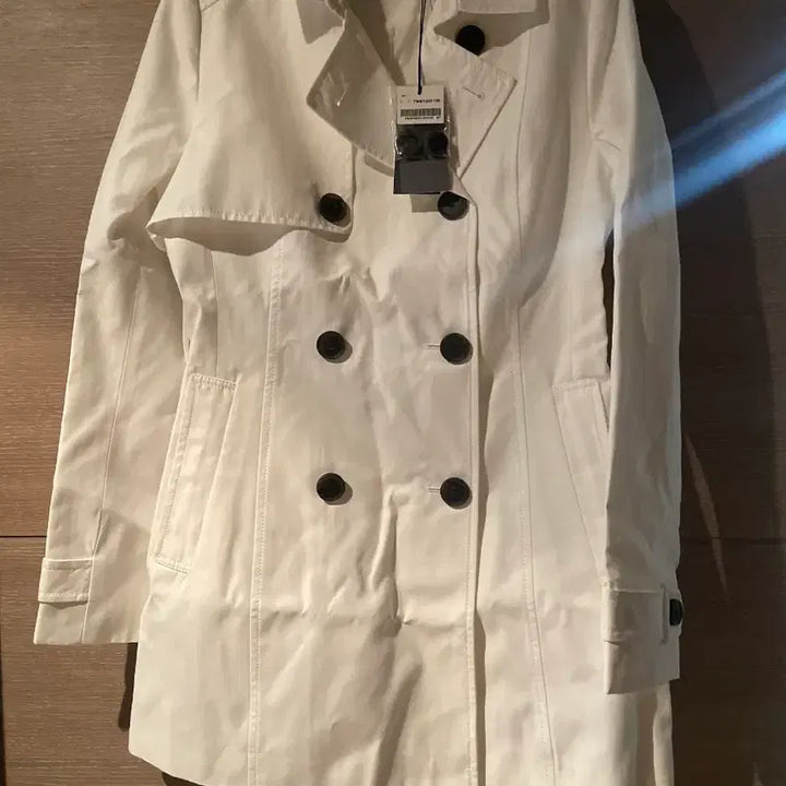 [BUNJANG] List Trench Coat White Size 55 / (새상품)리스트 트렌치코트