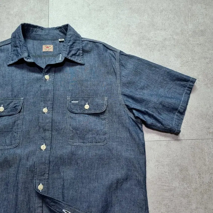 [BUNJANG] Sugarcane Blue Chambray Short Sleeve Shirt L / 슈가케인 블루 샴브레이 반팔셔츠 L sz 새제품