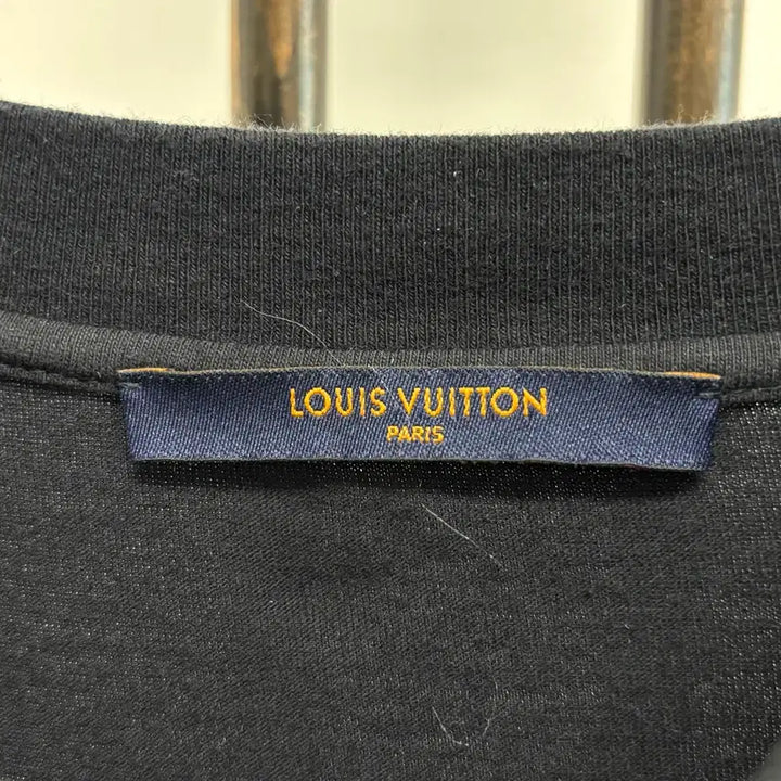 [BUNJANG] Louis Vuitton LV Logo 1854 Short Sleeve T-Shirt Black / [S]루이비통 LV로고 1854 반팔티