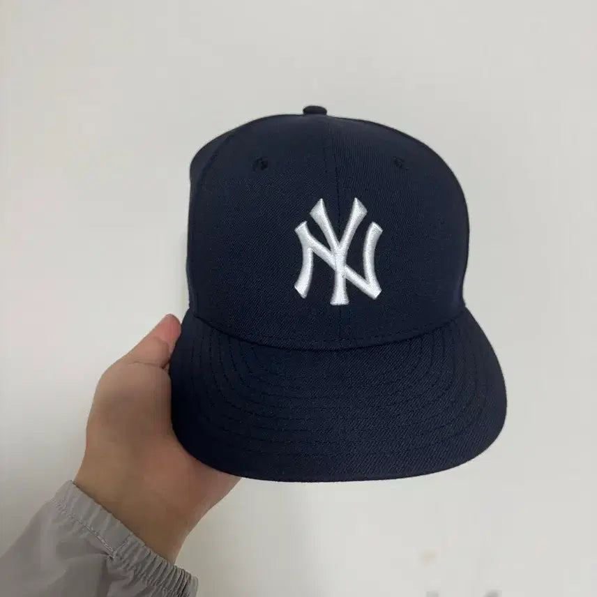 [BUNJANG] New Era MLB Yankees Navy Baseball Cap 734 / 뉴에라 MLB 양키스 네이비 볼캡 734