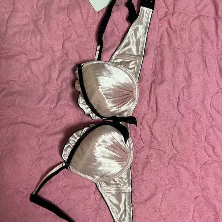 [BUNJANG] Aiméeフィール Pink Satin Bra 65E / 에메필 핑크 새틴 광택 브라 브래지어 65E