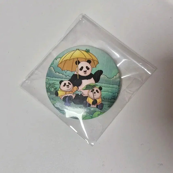 [BUNJANG] Everland Rain Special Day Badge / 에버랜드 판다 레인스페셜데이 뱃지