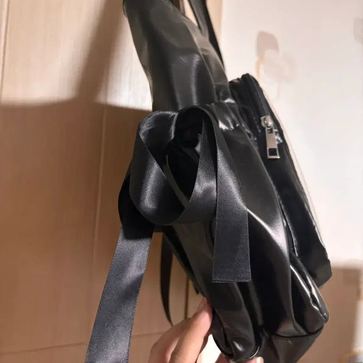 [BUNJANG] Black Ribbon Ita Bag Shoulder Bag / 블랙 리본 덕질 가방 숄더백 이타백
