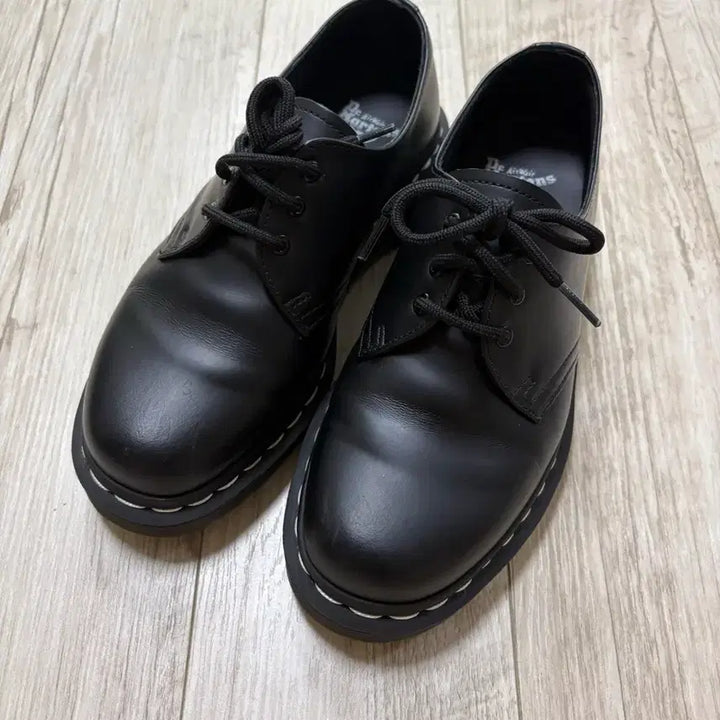 [BUNJANG] Dr. Martens 1461 Smooth Leather 3-Eye Shoes / 닥터마틴 1461 3홀 ws 스무스 240