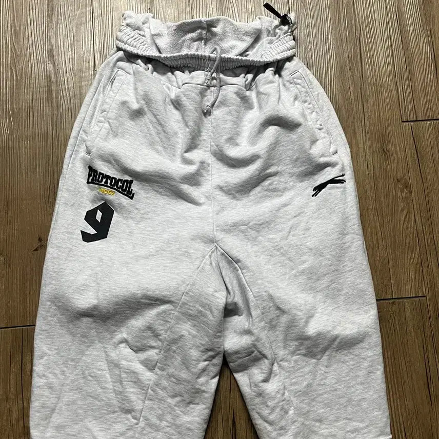 [BUNJANG] Protocol Index Folded Waist Shorts White Melange / [3]프로토콜 인덱스 폴디드 웨이스트 조츠 쇼츠 화이트 멜란지