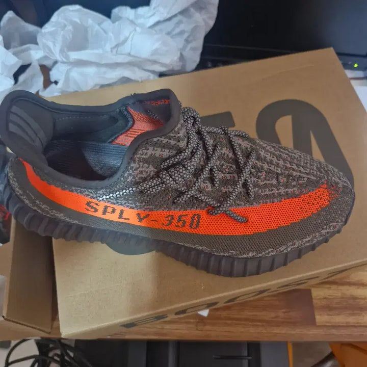 [BUNJANG] Adidas Yeezy Boost 350 V2 Orange Sneakers / 이지부스트350v2