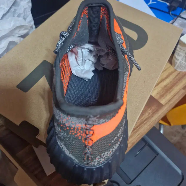 [BUNJANG] Adidas Yeezy Boost 350 V2 Orange Sneakers / 이지부스트350v2