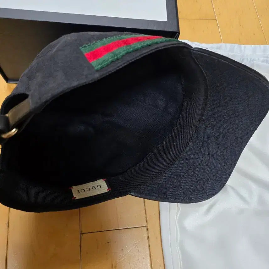 [SOLD OUT] 구찌모자