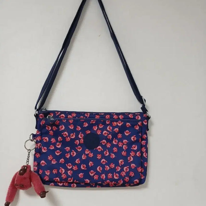 [BUNJANG] Kipling Flower Pattern Crossbody Bag / 키플링 플라워 패턴 크로스백  25  16