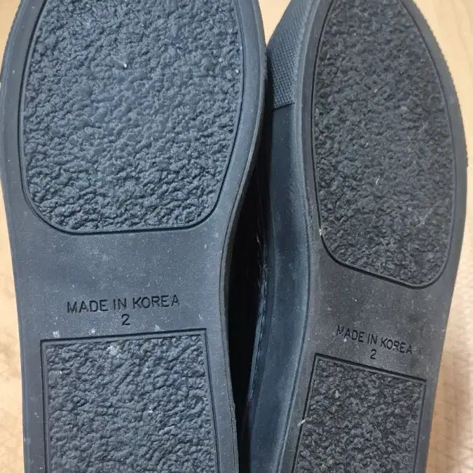 [BUNJANG] Composien All Black Enamel Sneakers Size 225 / 컴포지엔 올블랙 에나멜 스니커즈 225