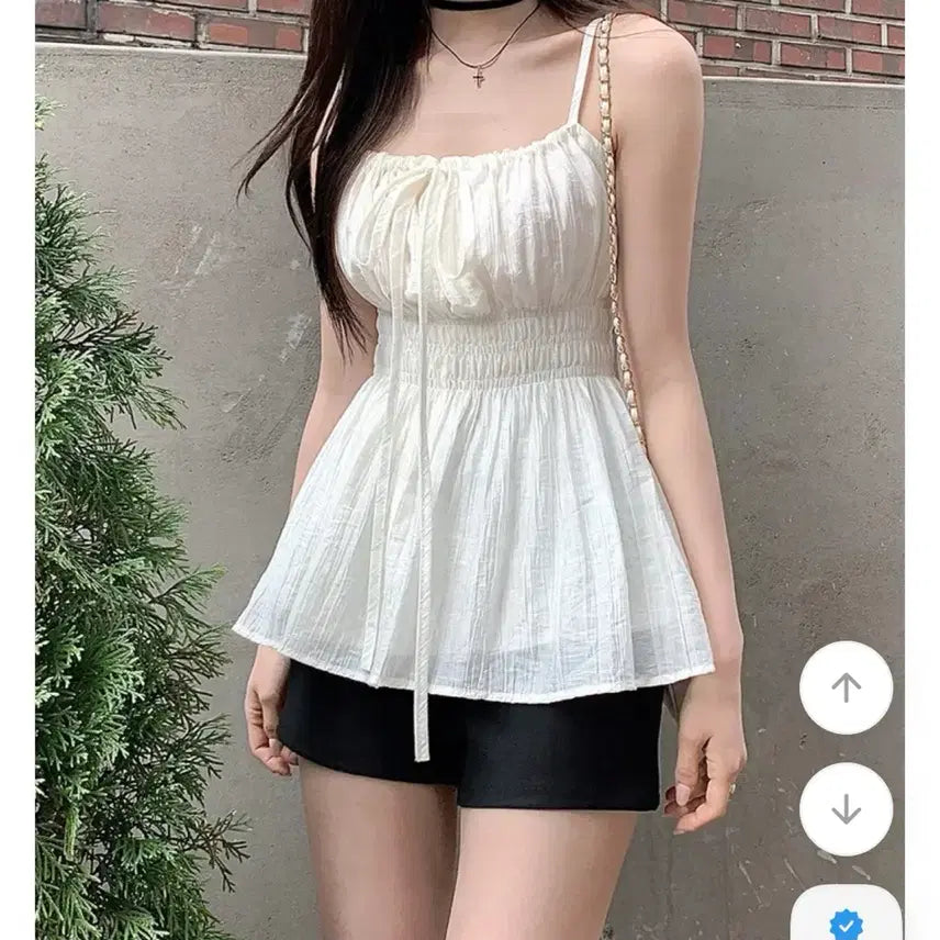 [BUNJANG] Ivory Smocked Camisole Blouse - Free Size / [새상품] 아이보리 끈나시 블라우스 셔링 Free