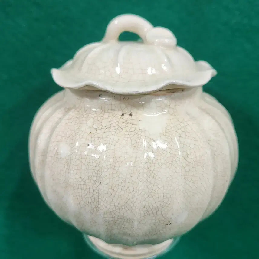 [BUNJANG] Yuan Dynasty Celadon Glaze Melon-Shaped Lotus Leaf Covered Jar / 중국도자기               원대 청백유 과릉형 하엽개관