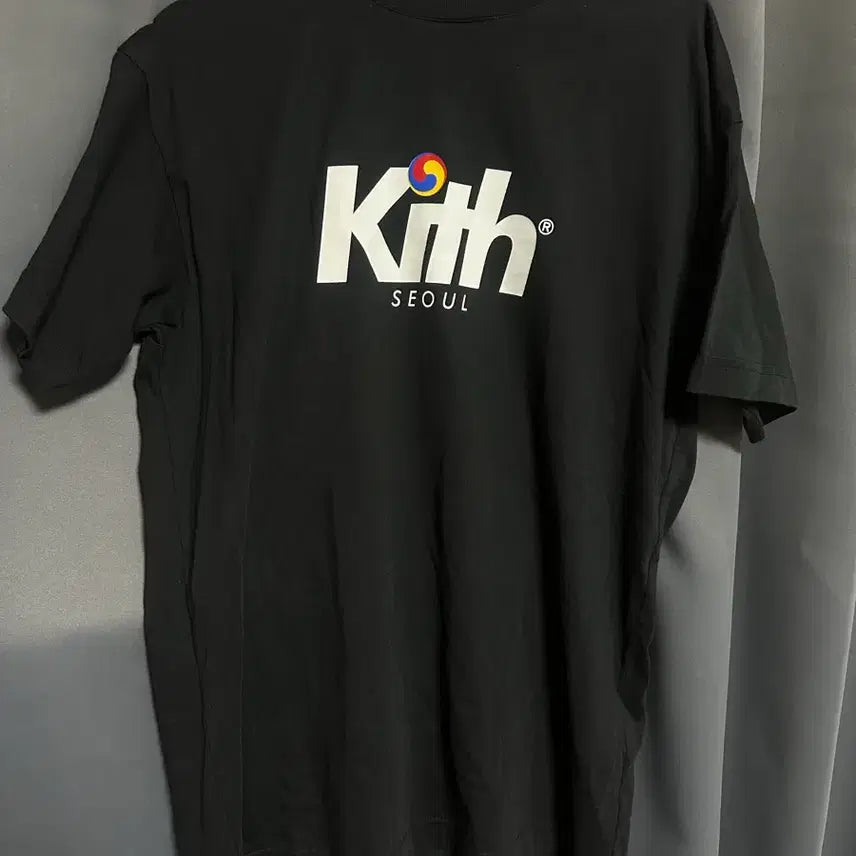 [BUNJANG] Kith Seoul Short Sleeve T-Shirt Black / Kith 키스 서울 반팔 티셔츠 블랙