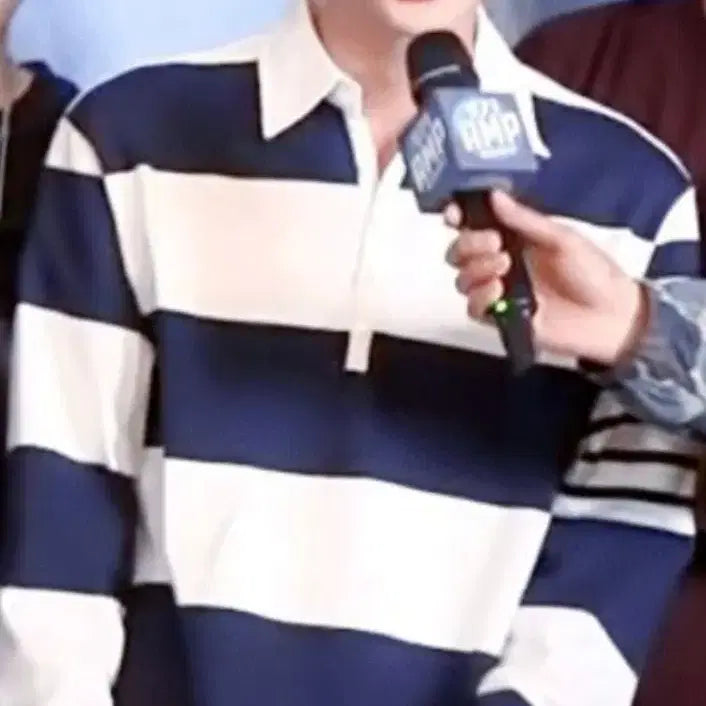 [BUNJANG] Thom Browne Stripe Polo Shirt Size 4 (105) / 톰브라운 스트라이프 폴로셔츠  사이즈 4 실측 105