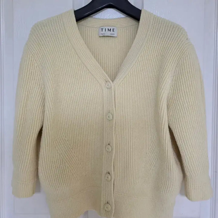 [BUNJANG] TIME Knit Cardigan (Ivory, Free Size) / 타임 니트 가디건(F)-오즈세컨,sjsj,럭키슈에뜨,시스템,마인