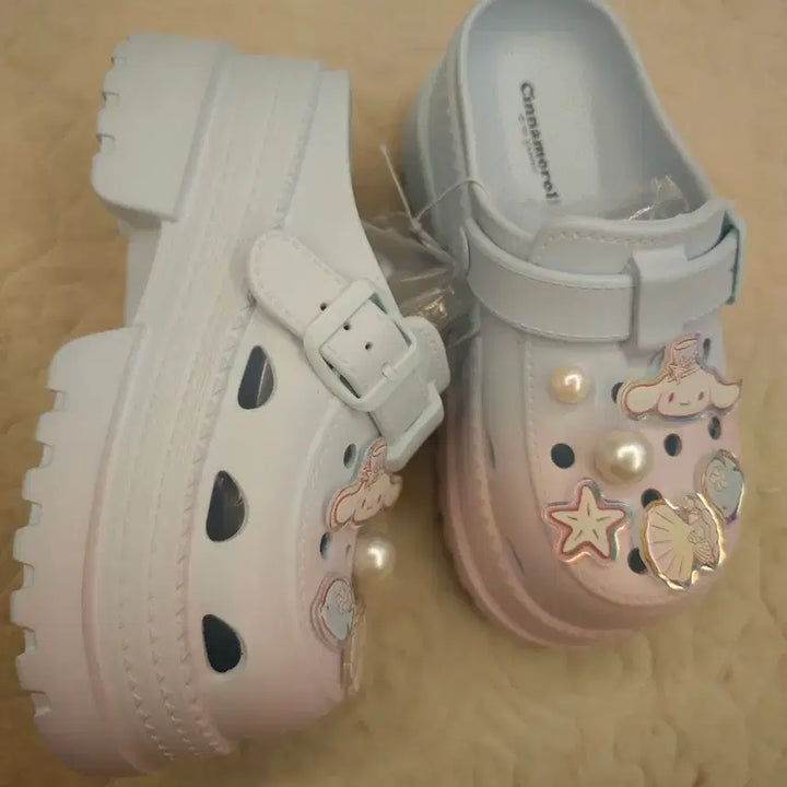 [BUNJANG] Cinnamoroll Gradient Slippers (Size 230) / 시나모롤 그라데이션 슬리퍼 230