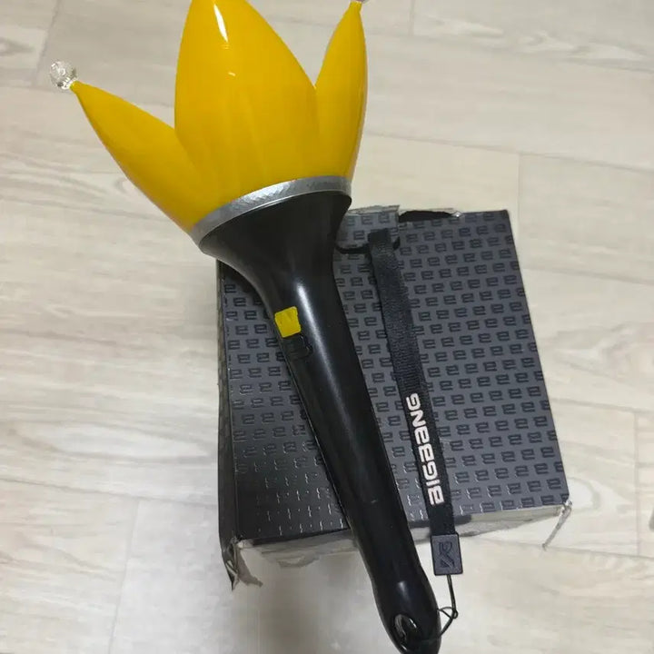[BUNJANG] BIGBANG Official Lightstick - Bangbong Ver. 4 / BIGBANG 빅뱅 응원봉 - 뱅봉