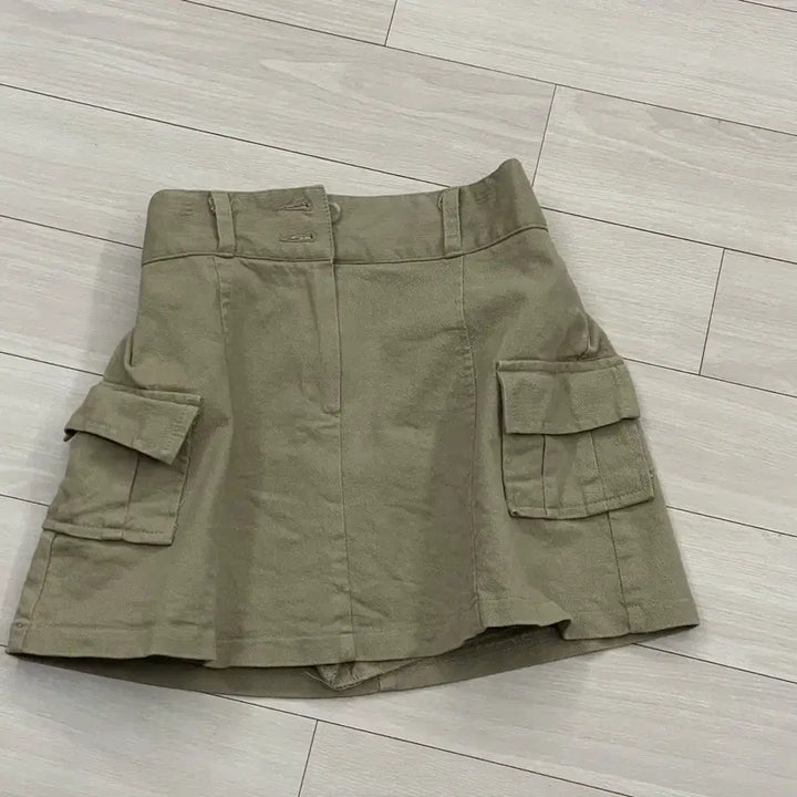 [BUNJANG] Khaki Cargo Mini Skirt / 카키색 카고 미니스커트