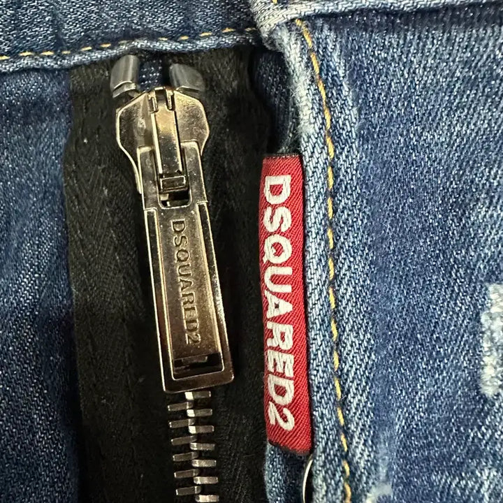 [BUNJANG] Dsquared2 Bird Patch Tidy Biker Jeans Size 32 / 디스퀘어드2 버드패치 타이디 바이커진 32사이즈