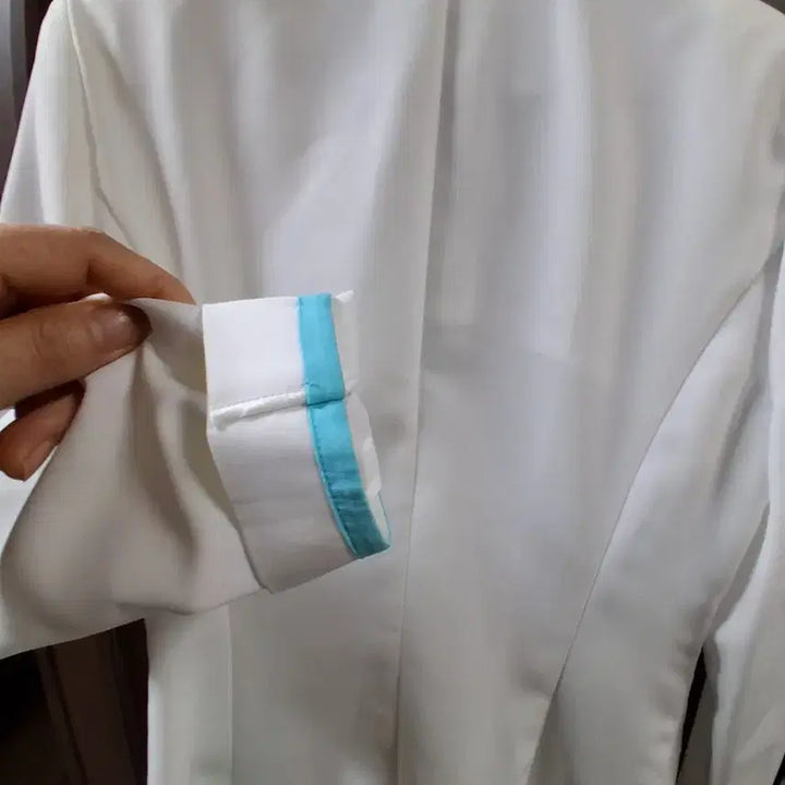 [BUNJANG] OZOC White Double Button Jacket / OZOC 화이트 더블 버튼 자켓(66)