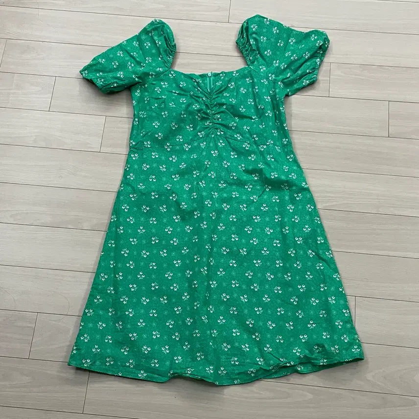 [BUNJANG] Green Flower Puff Short Sleeve Mini Dress / 그린 플라워 퍼프 반팔 미니 원피스