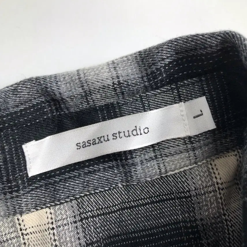 [BUNJANG] SASAXU STUDIO Checkered Shirt / sasaxu studio 체크 셔츠