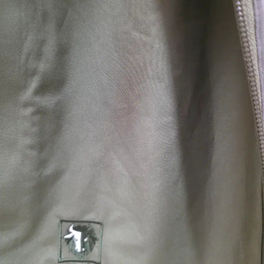 [BUNJANG] Black Yak Khaki Windbreaker Jacket Size 100 / 블랙야크 카키색 바람막이 자켓100