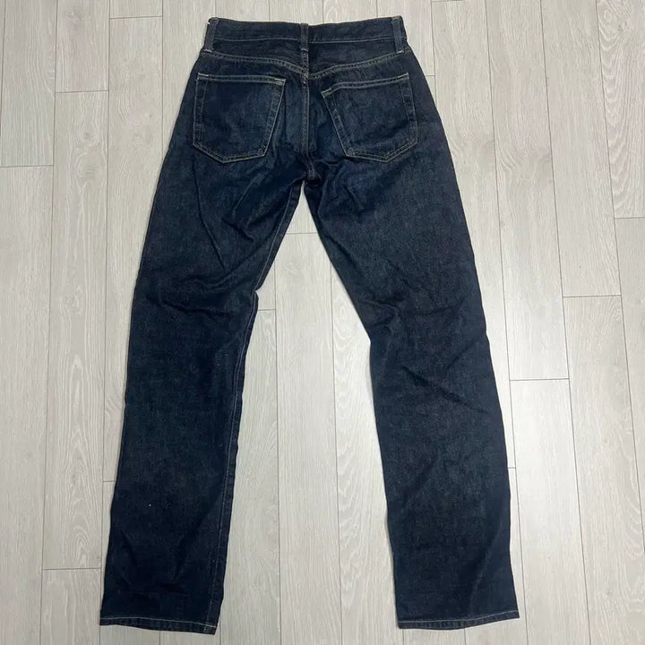 [BUNJANG] Uniqlo Regular Straight Selvedge Denim Jeans (Size 26-27) / 무료배송 유니클로 레귤러 스트레이트 셀비지 데님 청바지 26~27