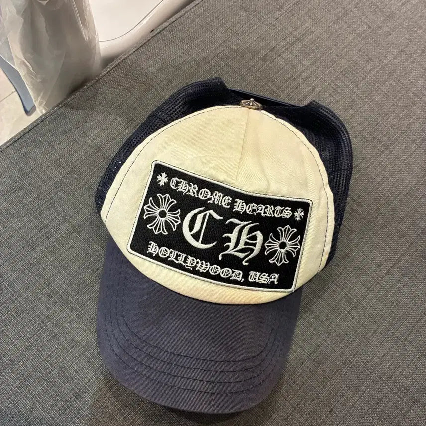 [BUNJANG] Chrome Hearts Mesh Trucker Cap Hat Navy / 크롬하츠 매쉬 트러커 볼캡 모자 네이비