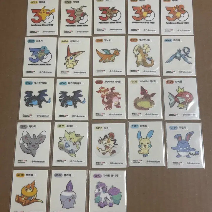 [BUNJANG] Pokemon 30th Anniversary Stickers, Pikachu, Raichu, Charizard, SR, AR / 포켓몬 30주년 띠부씰 피카츄 라이츄 리자몽 / 포켓몬 카드  sr ar