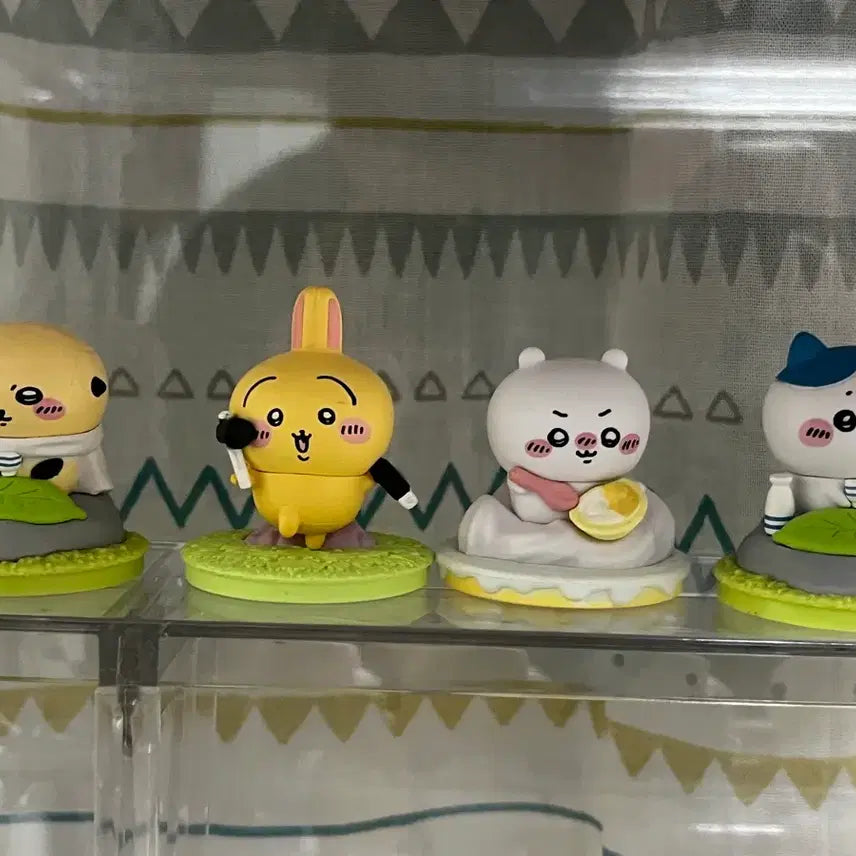 [BUNJANG] Chiikawa Vinet Friends Gacha Figures Set / 먼작귀/치이카와 비넷프렌즈 가챠