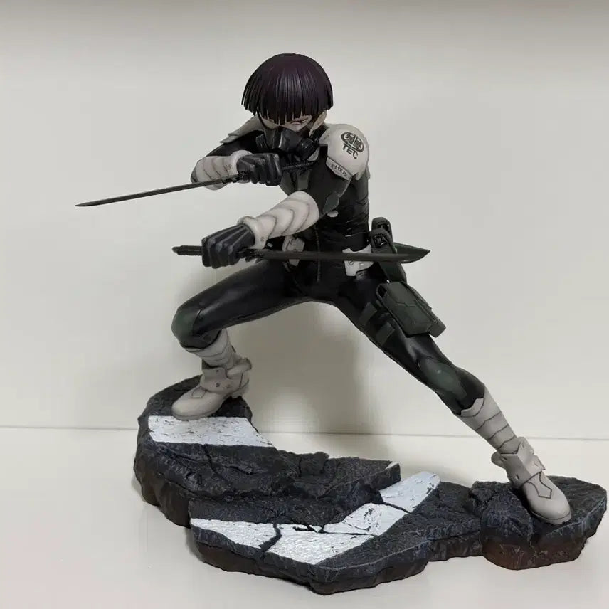 [BUNJANG] Kotobukiya Hoshina Unsealed Figure (Kaiju No. 8) / 택포17)괴수8호 코토부키야 호시나 피규어