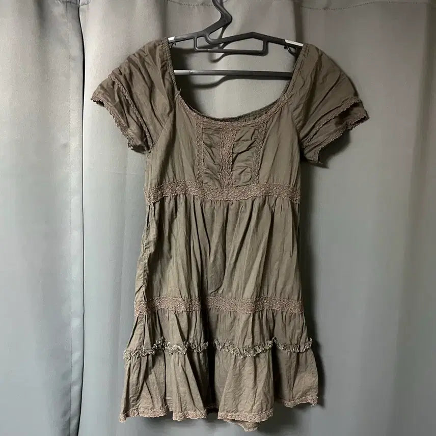 [SOLD OUT] 카키브라운 모리 미니 원피스