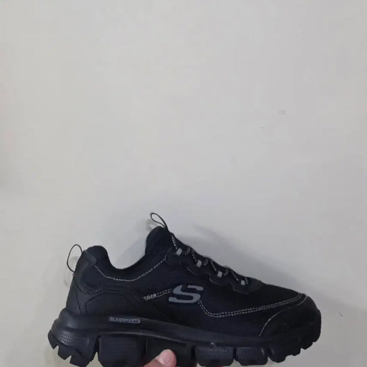 [BUNJANG] Skechers Summit AT Triple Bridge Slip-On / [245] 스케쳐스 써밋AT 트리플브릿지 슬립온ㅡ단종매물,최저가