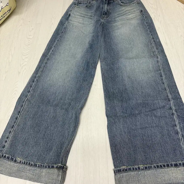 [BUNJANG] Lily Cotes Bread Denim Wide Roll-up Jeans / 릴리코츠 브레드데님 m