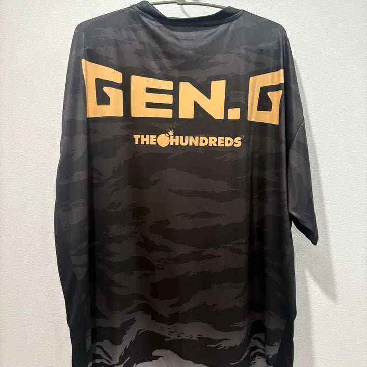 [BUNJANG] Gen.G x Hundred Worlds 2023/2024 Season Uniform 2XL / 젠지x헌드레드 월즈유니폼 2XL 사이즈