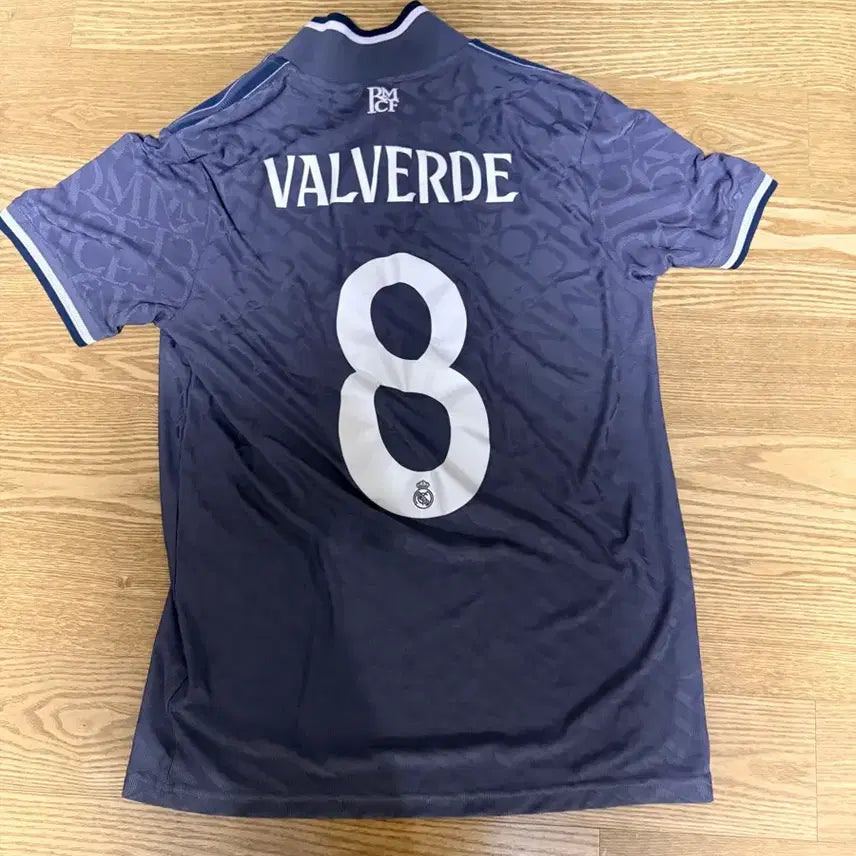 [BUNJANG] Real Madrid 23/24 Season Third Jersey / 레알마드리드 23/24 시즌 써드 유니폼 급처