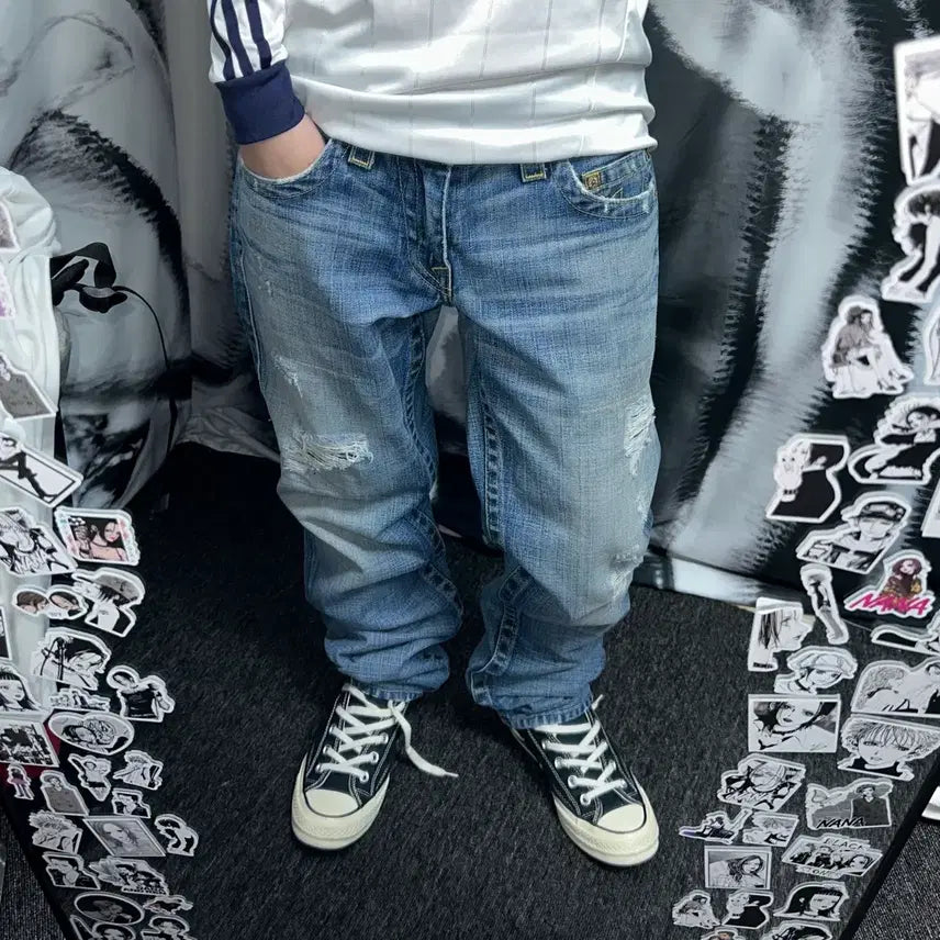 [BUNJANG] True Religion Skull Logo Sagging Denim Pants / 트루진 트루릴리전 스컬로고 새깅 데님팬츠