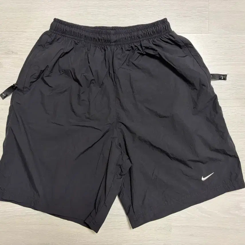 [BUNJANG] Nike Solo Swoosh Woven Shorts Black - Asia S / [S] 나이키 솔로스우시 우븐 쇼츠 블랙 - 아시아