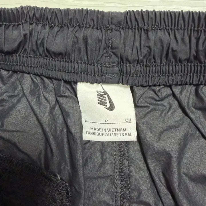 [BUNJANG] Nike Solo Swoosh Woven Shorts Black - Asia S / [S] 나이키 솔로스우시 우븐 쇼츠 블랙 - 아시아
