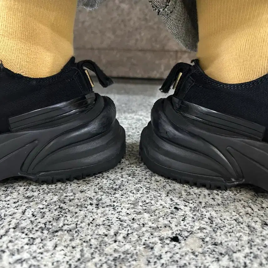 [BUNJANG] Wooyoungmi Black Low Sneakers 240mm / 우영미 블랙 로우 스니커즈 240