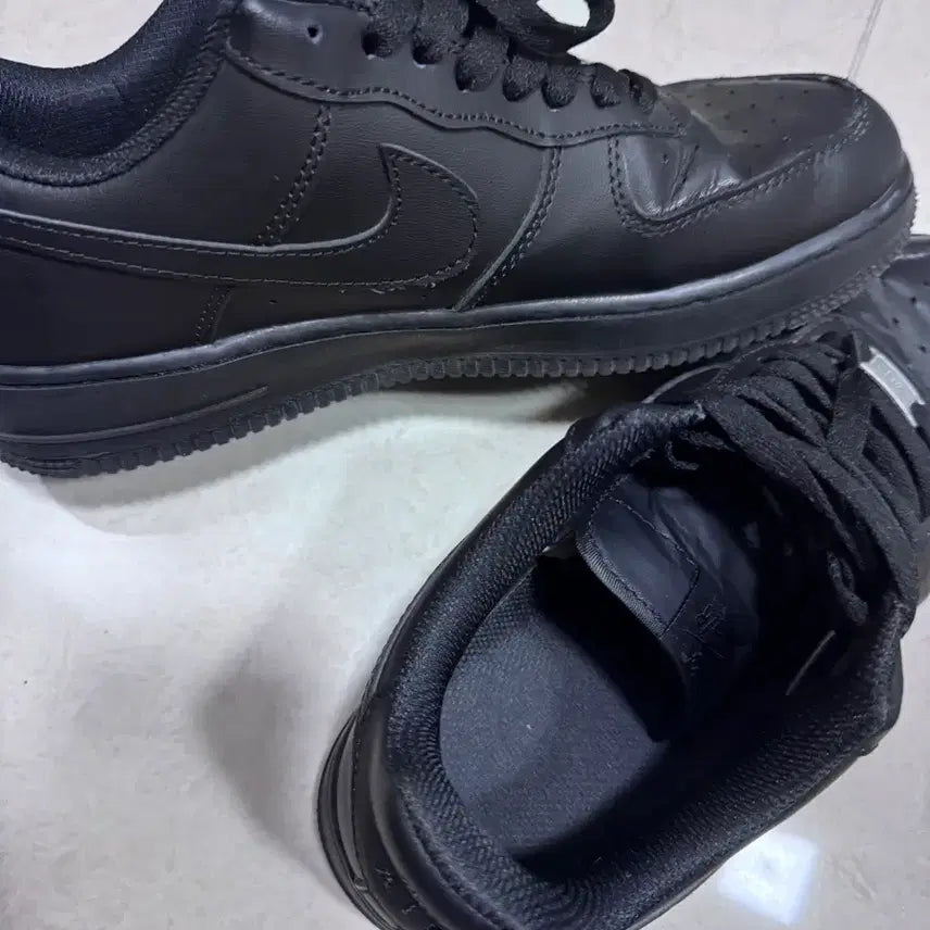 [BUNJANG] Nike Air Force 1 Black Shoes / 나이키 에어포스 검정 급처 280