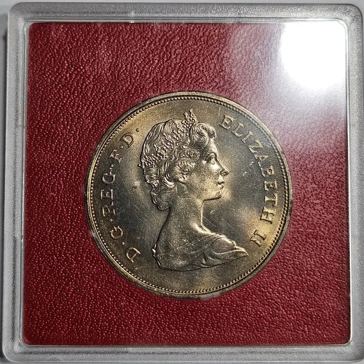 [BUNJANG] Royal Wedding Charles &amp; Diana Commemorative Large 1 Crown Coin (Unused) / [미사용] 영국 찰스  다이애나 결혼 기념 대형 1크라운동전 K24