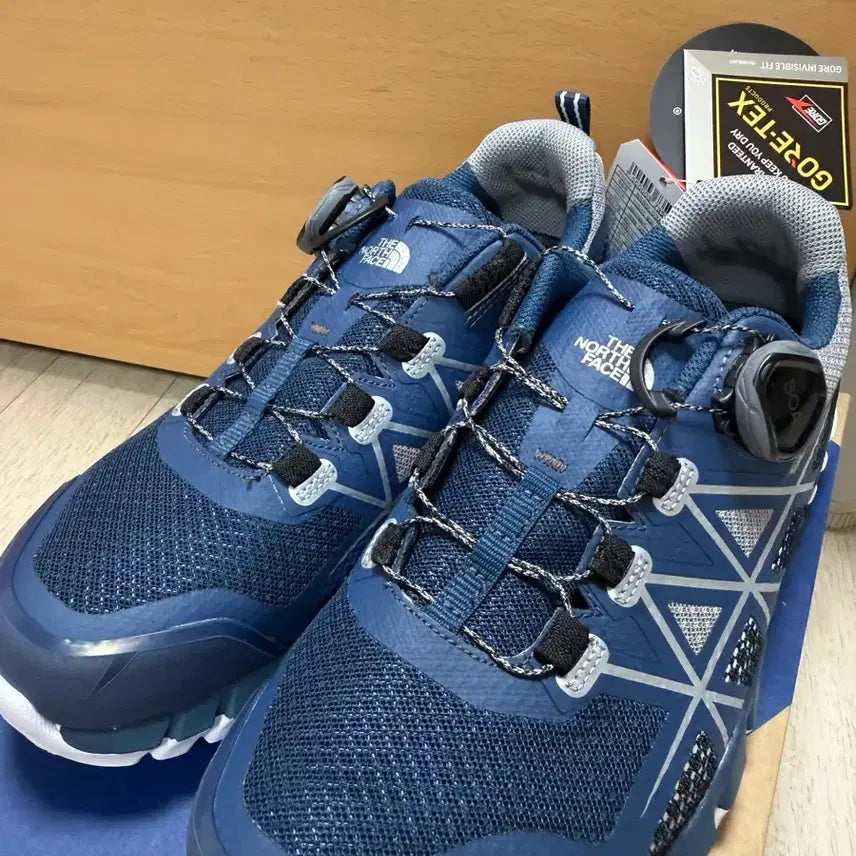 [BUNJANG] The North Face Boa Gore-Tex Hiking Boots / 노스페이스 보아 고어텍스 등산화 245(새제품)