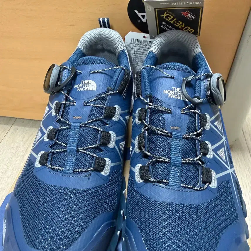 [BUNJANG] The North Face Boa Gore-Tex Hiking Boots / 노스페이스 보아 고어텍스 등산화 245(새제품)